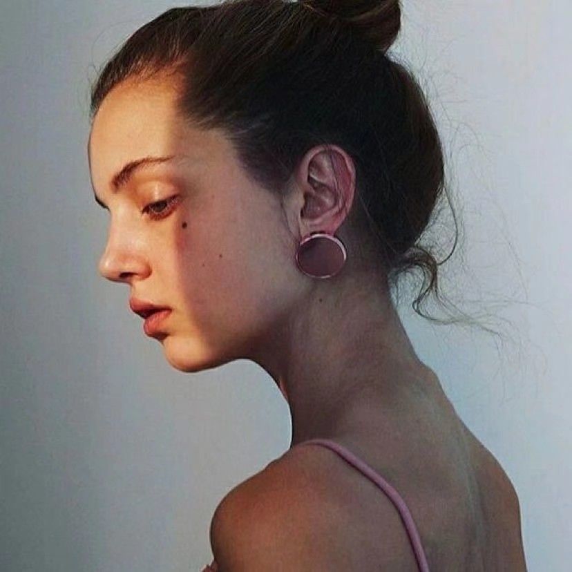 6686体育金牌作者Hayden