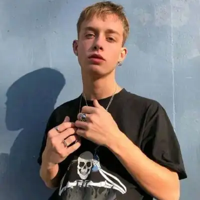 6686体育app初级作者Howard