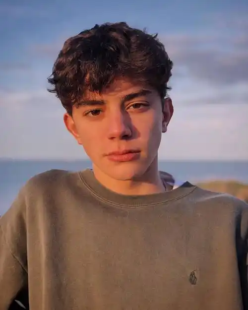 6686体育app钻石作者萌面女儿