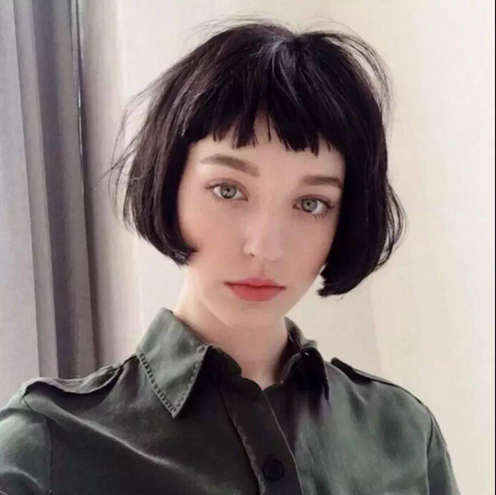 6686体育app合作伙伴花落随风舞