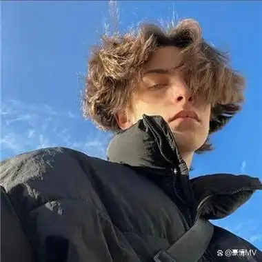 6686体育app高级作者Lloyd