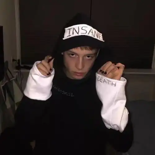 6686体育app铁牌作者Uriah