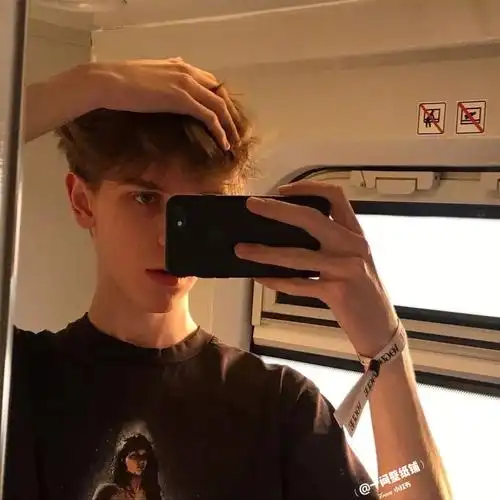 6686体育app铁牌作者Hunter