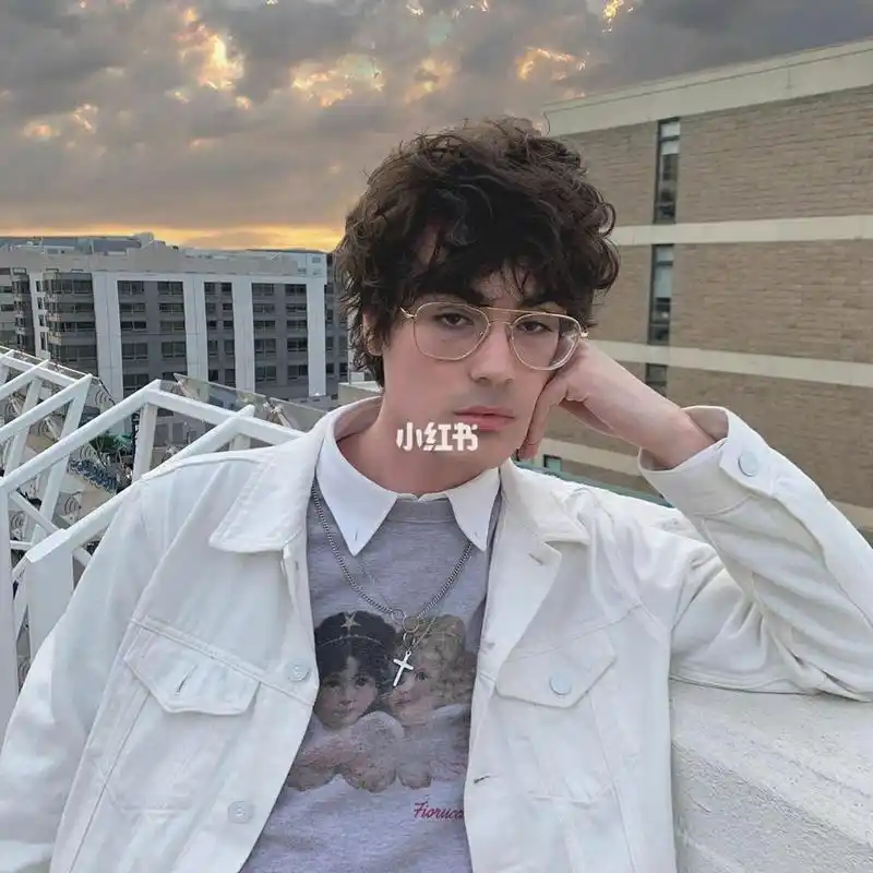 6686体育app银牌作者Zeke