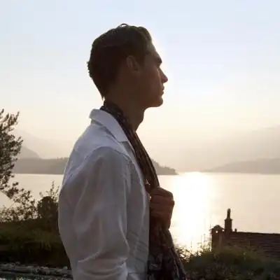 6686体育合作伙伴萌面女儿